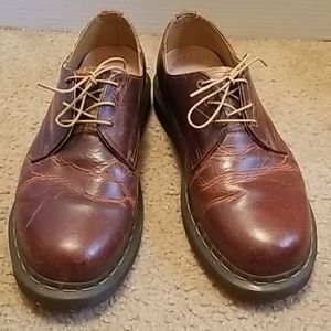 Dr. Martens Distressed Oxfords